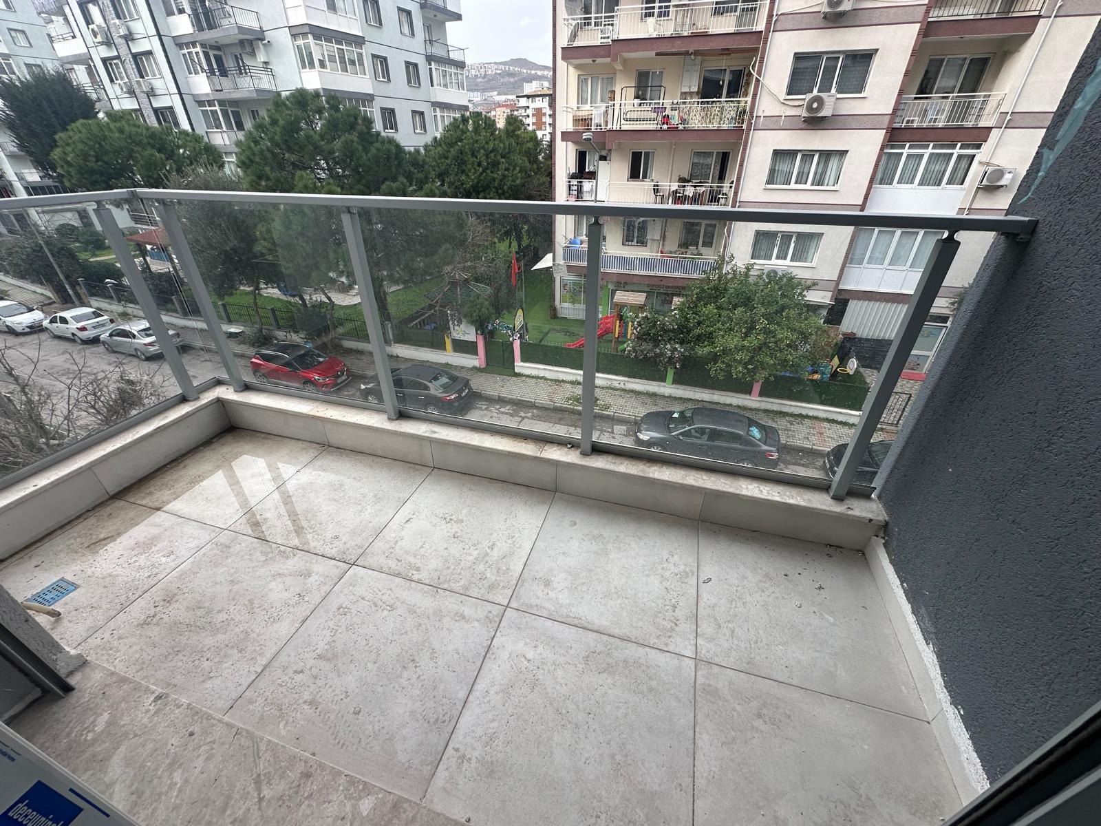 ÖZMERT CEMİL HASEKİOĞLU'NDAN ÜÇ CEPHELİ İKİ BALKONLU 3+1